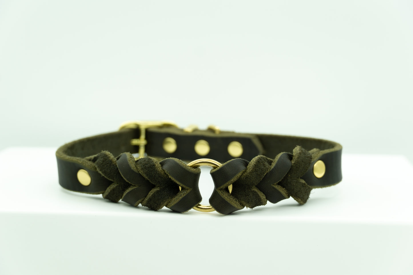 GEFLOCHTENES FETTLEDERHALSBAND