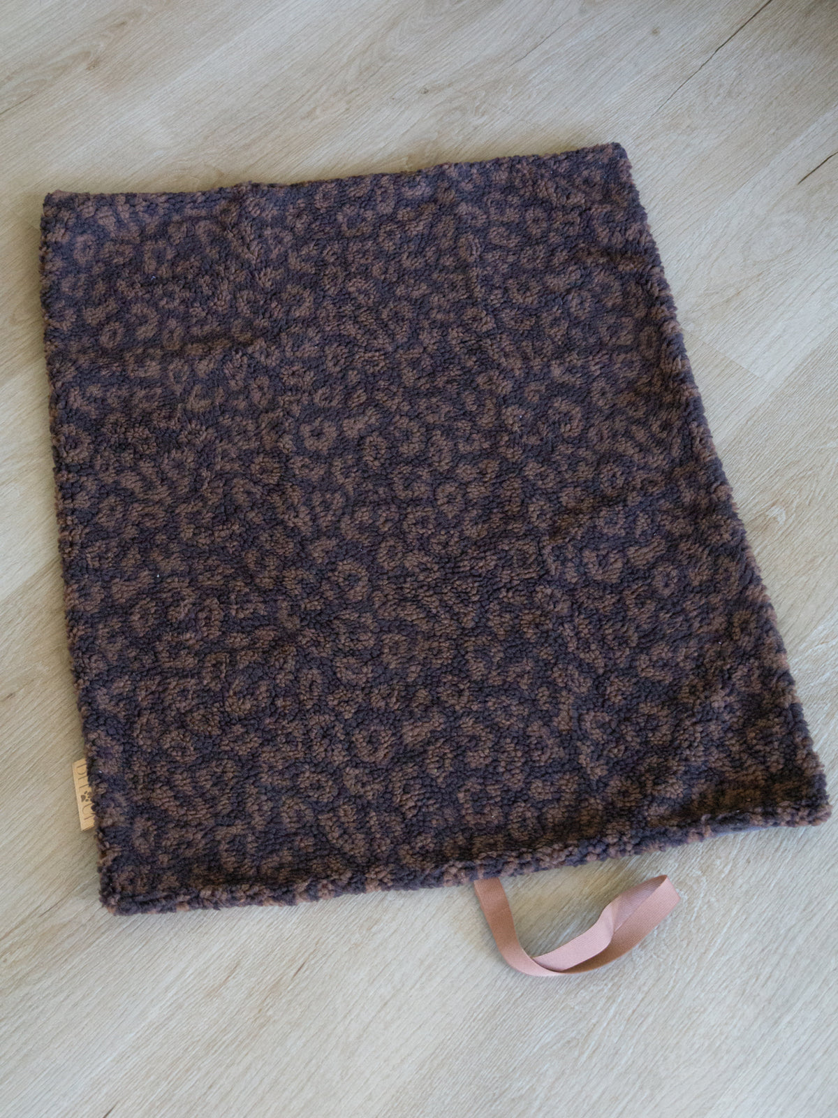 OUTDOOR HUNDEDECKE | LEO DARK