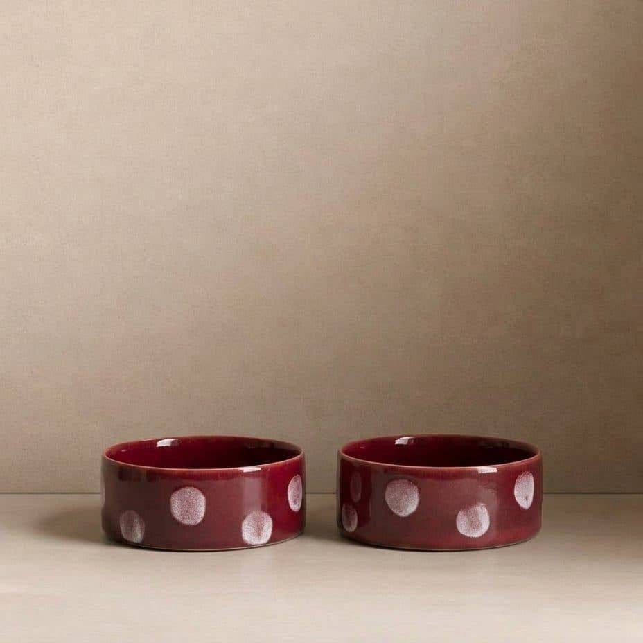 HUNDENAPF POP DOTS STEINGUT | 16,5 CM BURGUNDY | 2-TEILIGES SET